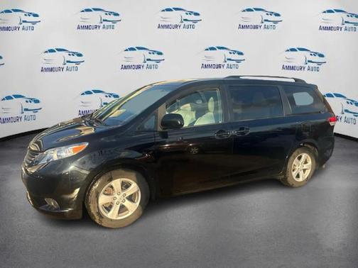 2013 Toyota Sienna LE