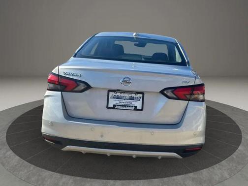 2020 Nissan Versa 1.6 SV