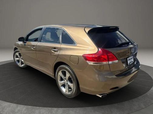 Sunset Bronze Mica 2010 Toyota Venza Base