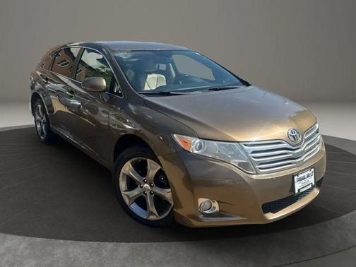 Sunset Bronze Mica 2010 Toyota Venza Base