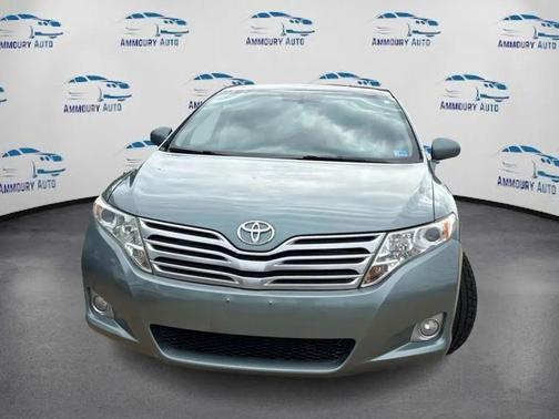Aloe Green Metallic 2010 Toyota Venza Base
