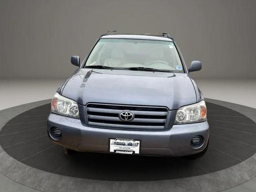 2004 Toyota Highlander Base
