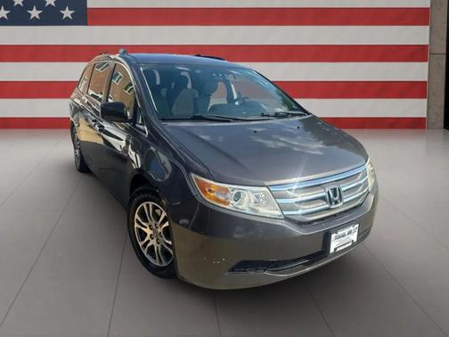 Polished Metal Metallic 2013 Honda Odyssey EX