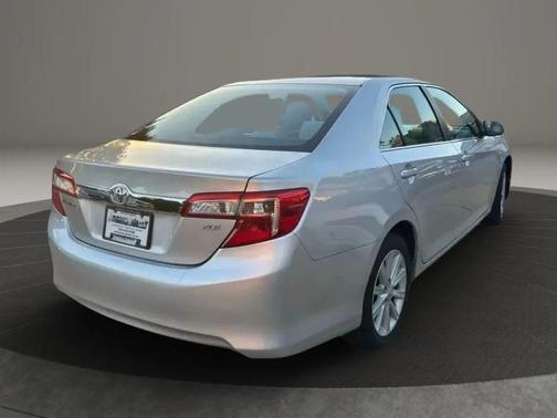 Classic Silver Metallic 2013 Toyota Camry XLE