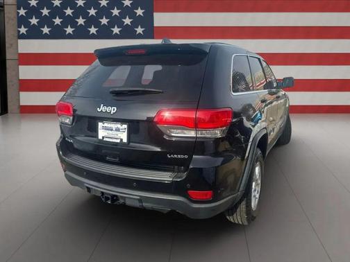 2017 Jeep Grand Cherokee Laredo