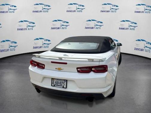 Summit White 2019 Chevrolet Camaro 1LT