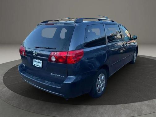 2007 Toyota Sienna LE