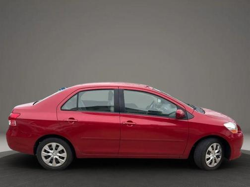 Barcelona Red Metallic 2009 Toyota Yaris S