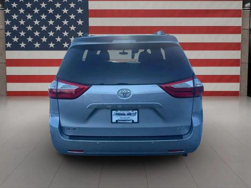 2015 Toyota Sienna XLE Premium