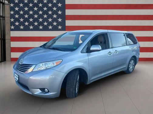 2015 Toyota Sienna XLE Premium