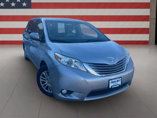 2015 Toyota Sienna XLE Premium