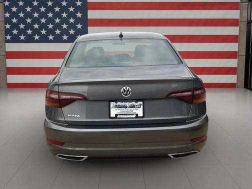 2019 Volkswagen Jetta 1.4T R-Line