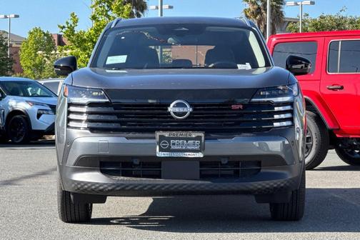 Gun Metallic 2026 Nissan Kicks SR