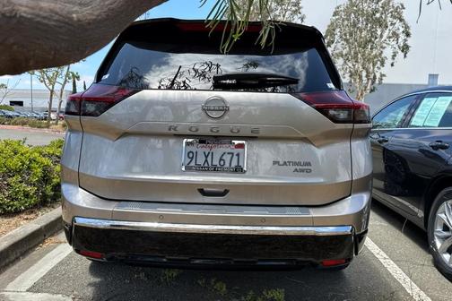 2024 Nissan Rogue Platinum