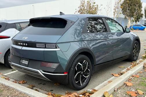 2024 Hyundai IONIQ 5 SE