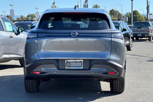 Gun Metallic 2026 Nissan Murano SL