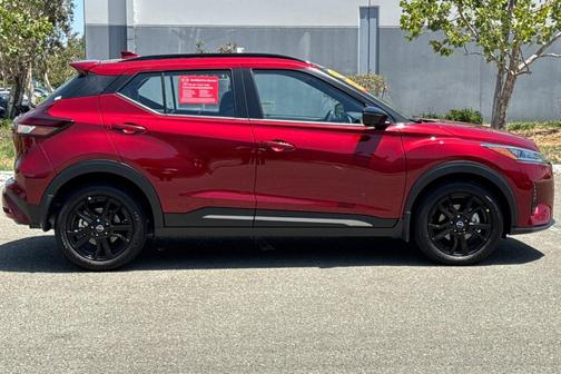 2024 Nissan Kicks SR