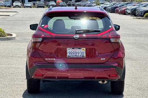 2024 Nissan Kicks SR