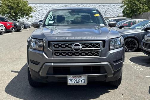 Gun Metallic 2024 Nissan Frontier SV