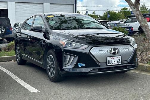 2020 Hyundai IONIQ EV SE