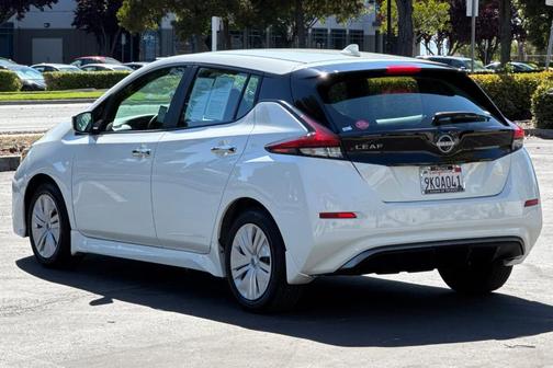 2024 Nissan Leaf S
