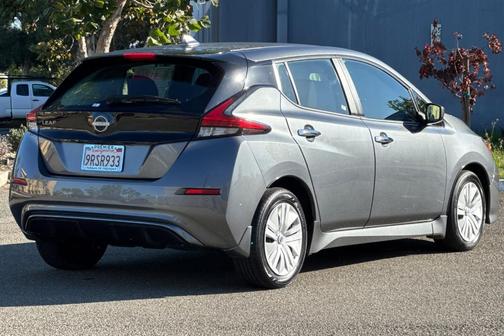 2024 Nissan Leaf S