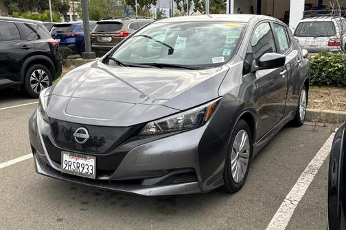 2024 Nissan Leaf S