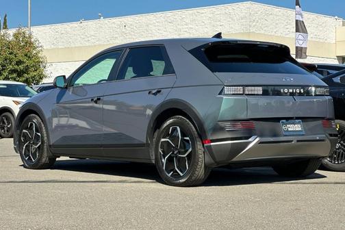 Teal 2024 Hyundai IONIQ 5 SEL