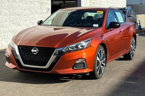 2022 Nissan Altima 2.5 SR