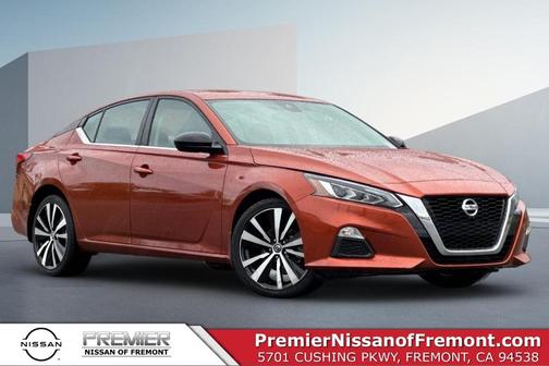 2022 Nissan Altima 2.5 SR