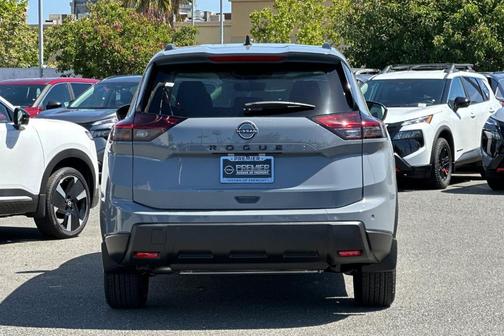 Boulder Gray Pearl 2026 Nissan Rogue Dark Armor