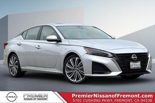 2023 Nissan Altima 2.5 SL