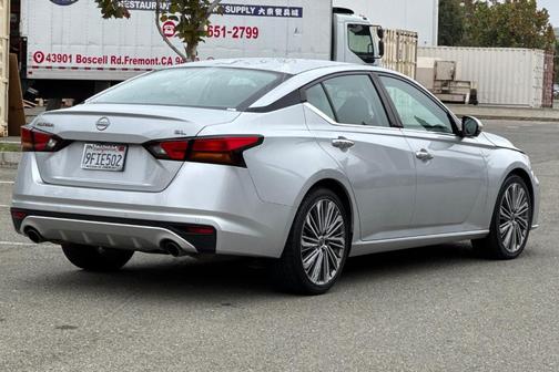 2023 Nissan Altima 2.5 SL
