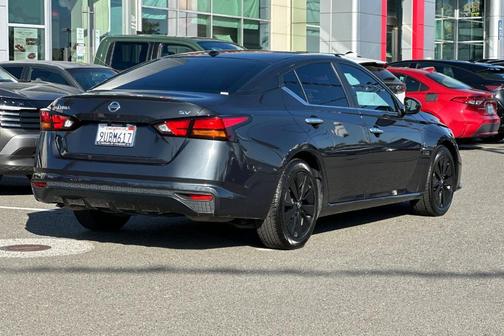 Storm Blue 2022 Nissan Altima 2.5 SV