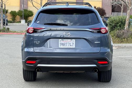 2022 Mazda CX-9 Carbon Edition