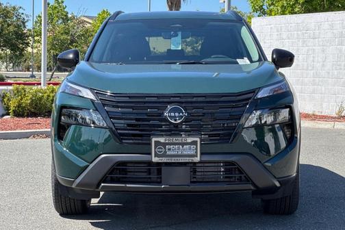 Obsidian Green 2026 Nissan Rogue Dark Armor