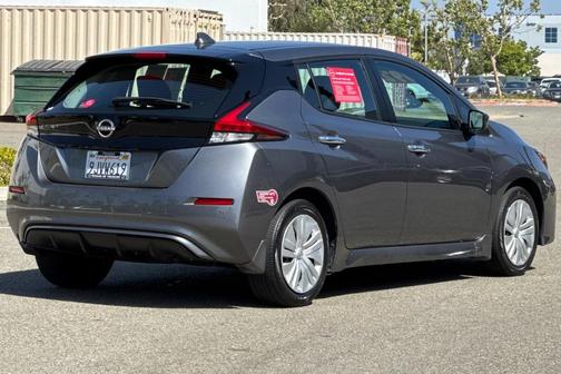 2024 Nissan Leaf S