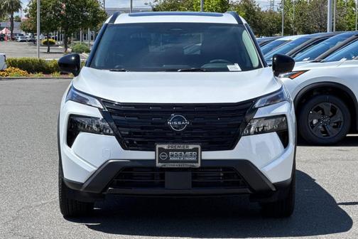 Everest White P 2026 Nissan Rogue Dark Armor