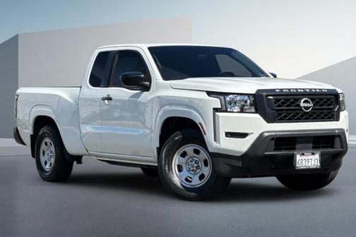 2022 Nissan Frontier S