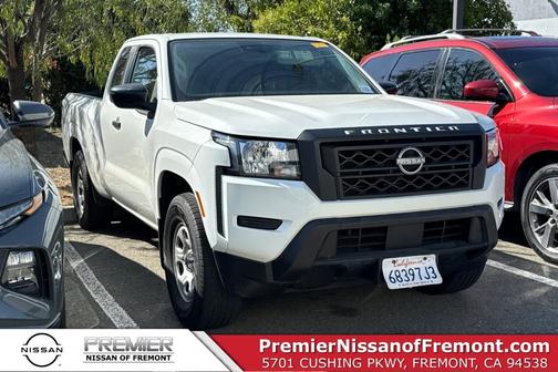 2022 Nissan Frontier S