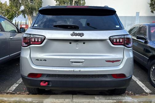 2024 Jeep Compass Trailhawk