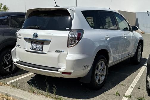 2012 Toyota RAV4 EV Base