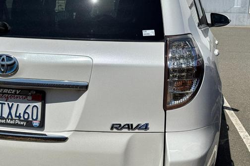 2012 Toyota RAV4 EV Base