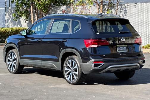 2024 Volkswagen Taos 1.5T SE