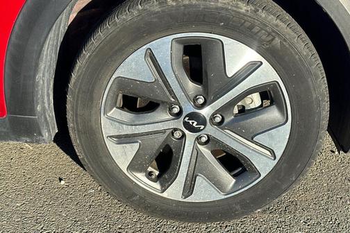 Runway Red 2022 Kia Niro EV EX