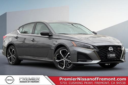 2025 Nissan Altima SR