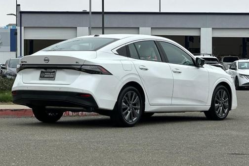 2026 Nissan Sentra SL