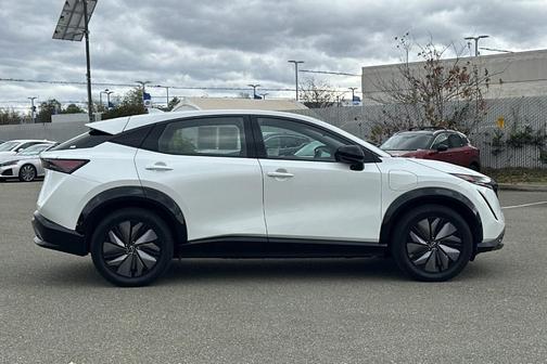 2024 Nissan ARIYA ENGAGE