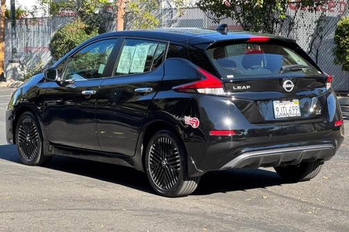 2023 Nissan Leaf SV PLUS