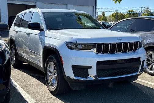 2023 Jeep Grand Cherokee L Laredo